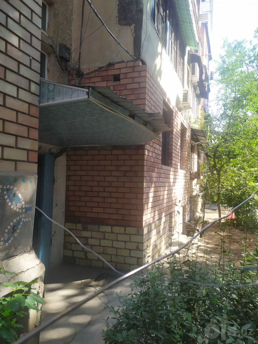 Кирпичная кладка стен с армированием