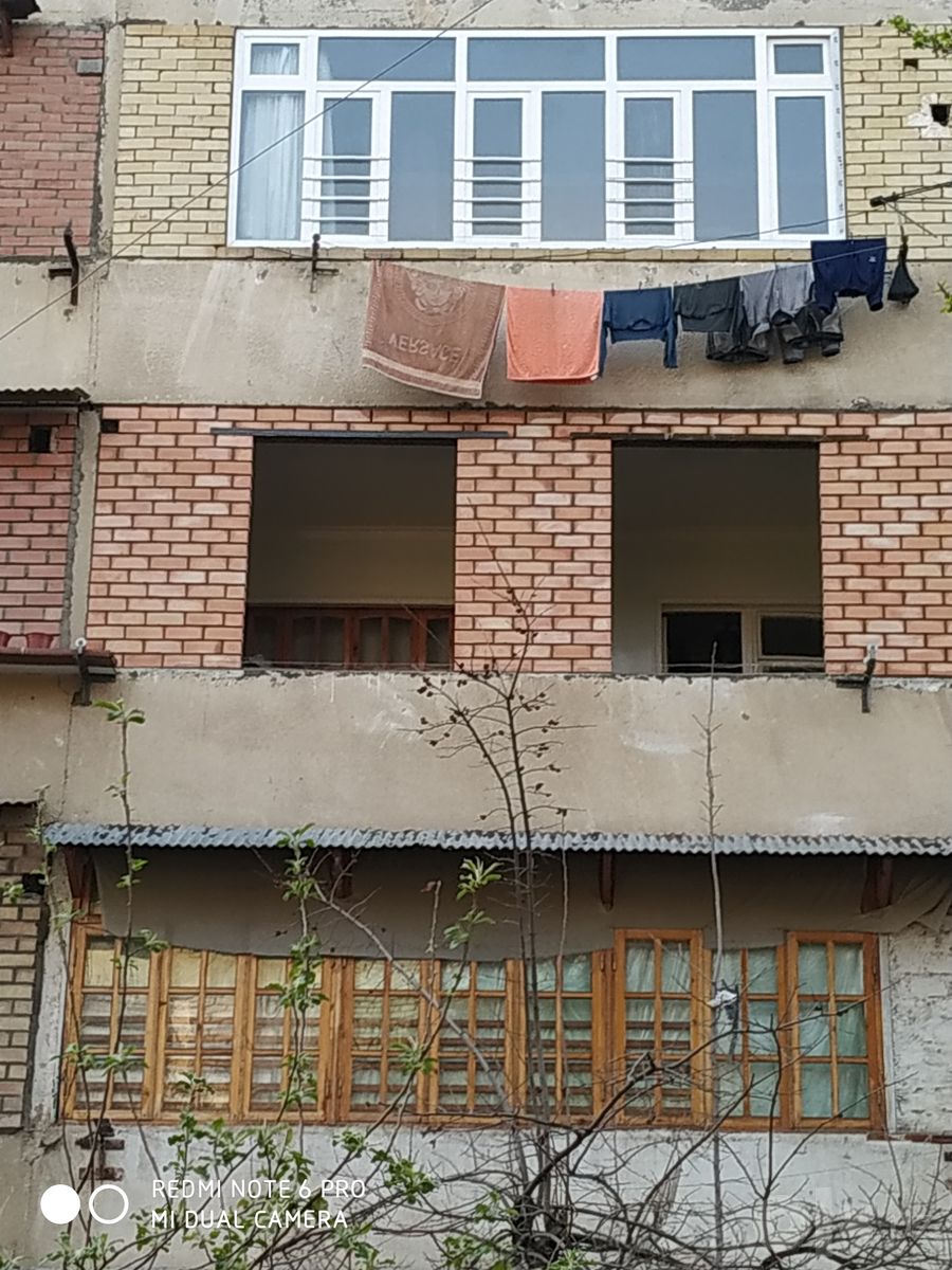 Кладка балкона кирпичом, демонтаж старых рам, вывоз мусора