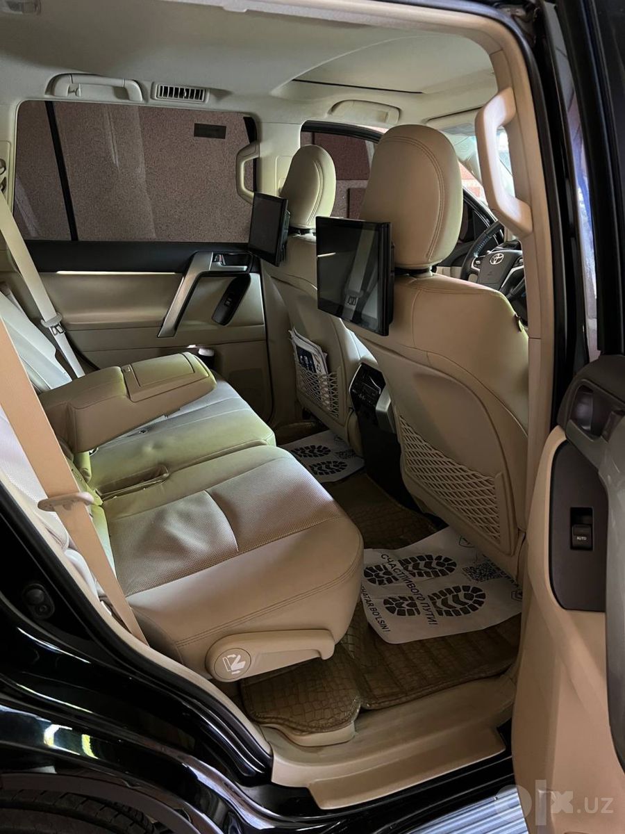 Личный водитель с Toyota Land Cruiser