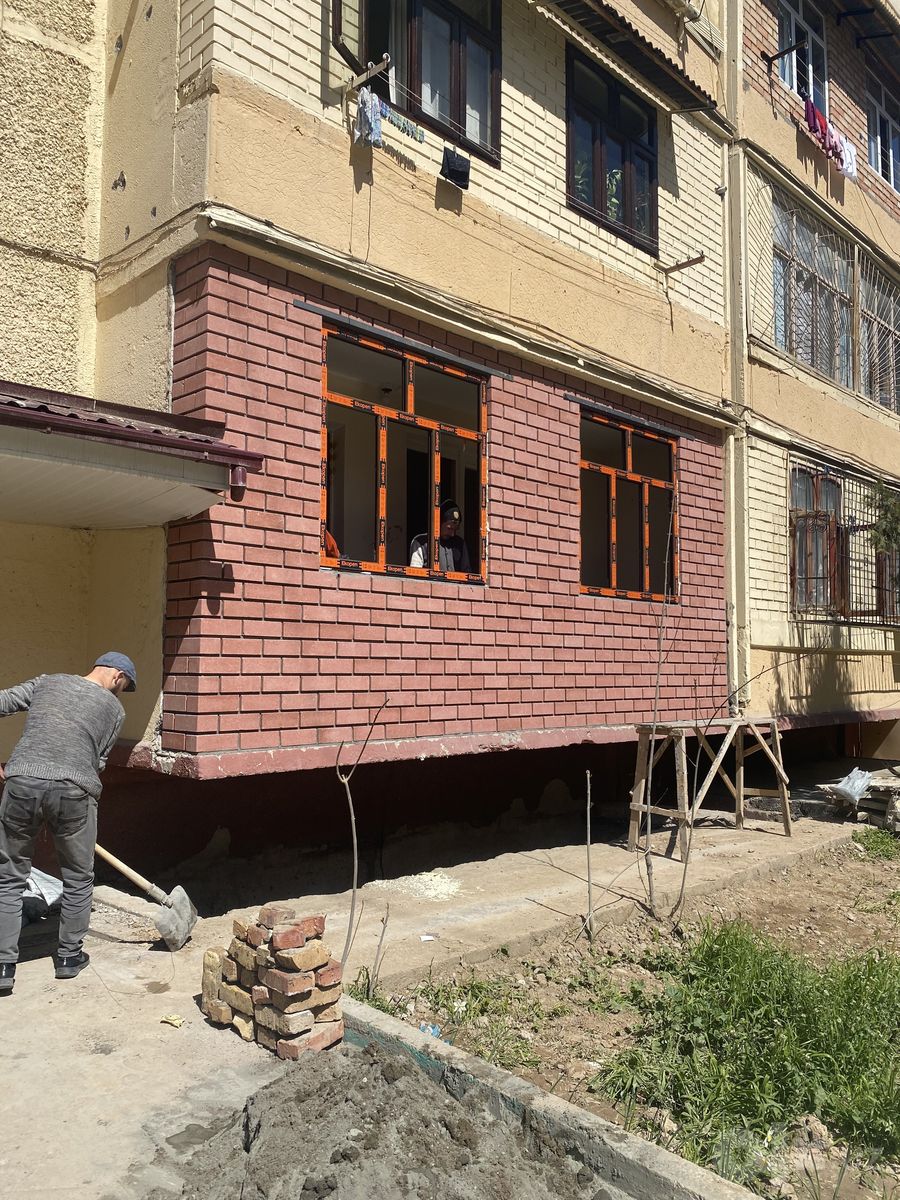 Кирпичная кладка балконов под расшивку за 1-3 дня