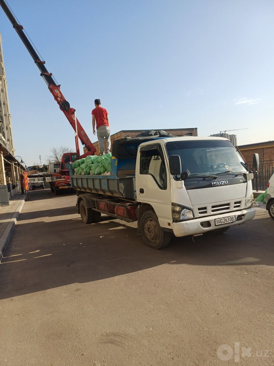 Вывоз строительного мусора на самосвале Исузу