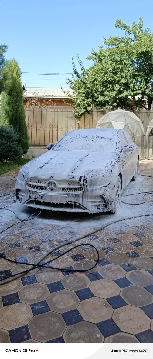 Выездная мойка авто Bugatti Car Wash допоздна