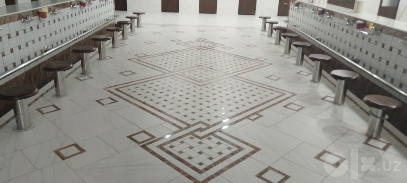 Укладка кафеля, плитки и мозаичных полов