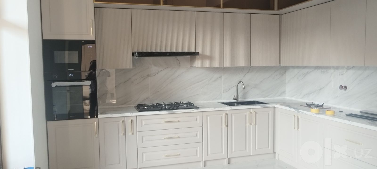 Укладка кафеля, плитки и мозаичных полов