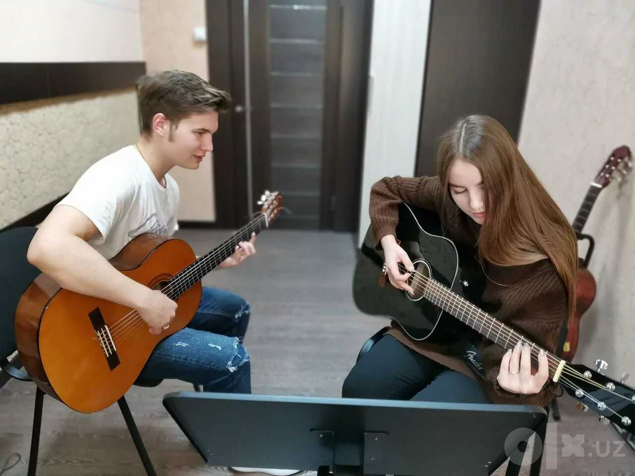 Уроки гитары: электро, акустика, классика