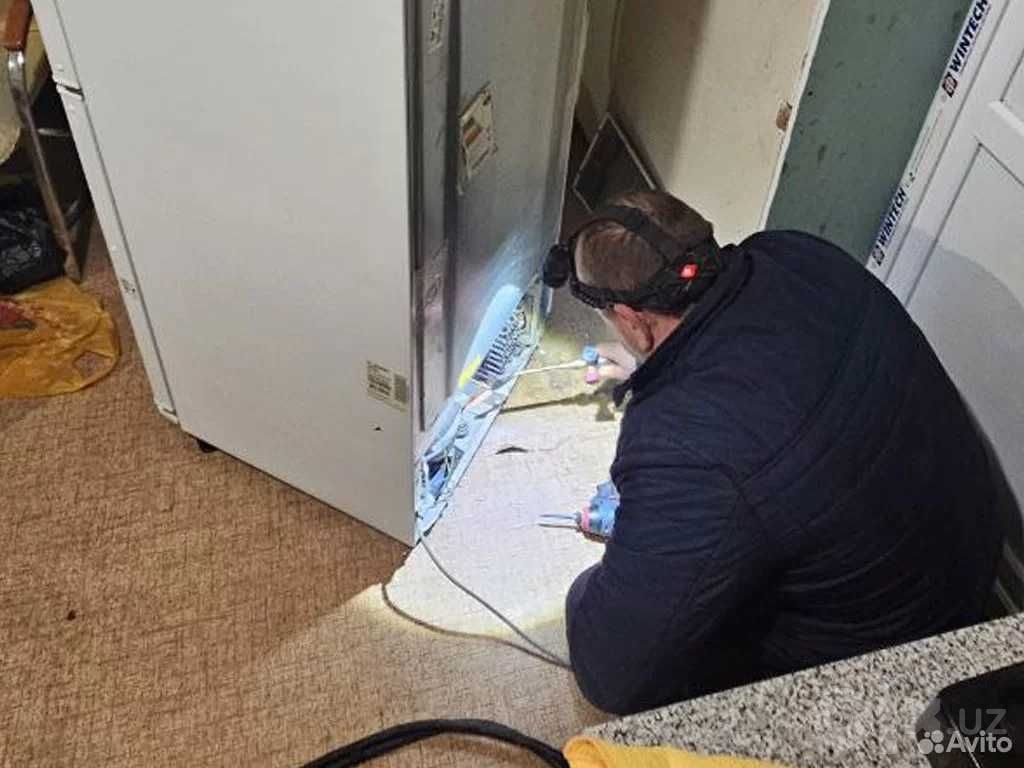 Ремонт холодильников на дому, мастер Роман