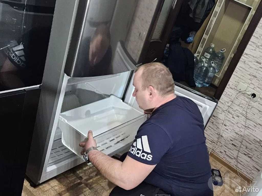 Ремонт холодильников на дому, мастер Роман