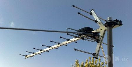 Установка антенны и телевизора на кронштейн