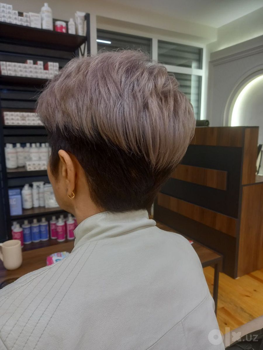 Стилист-колорист в салоне Room Hair