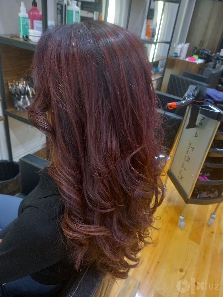 Стилист-колорист в салоне Room Hair