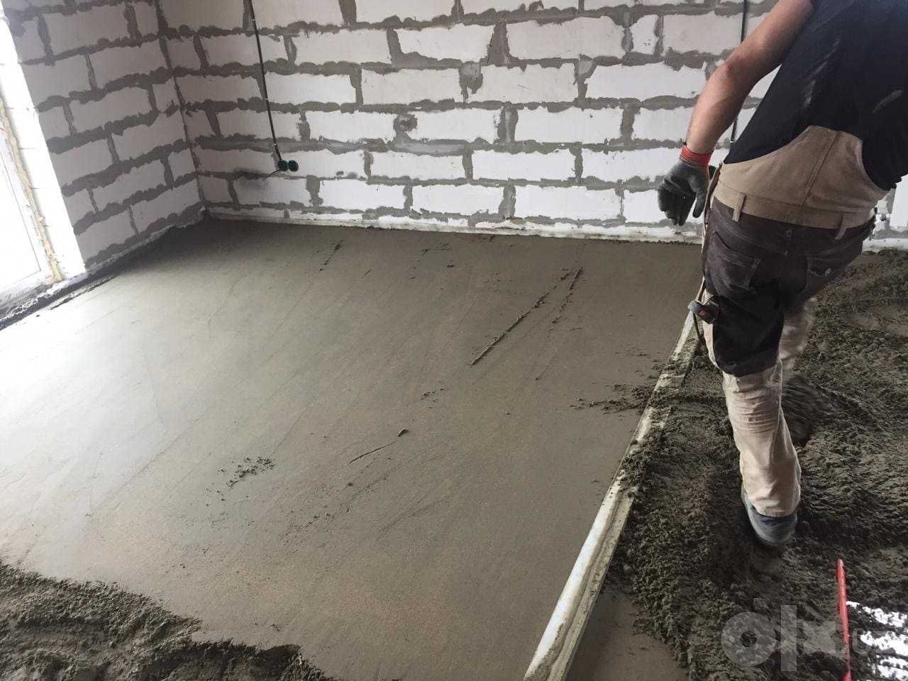 Сухая стяжка для квартир и производства