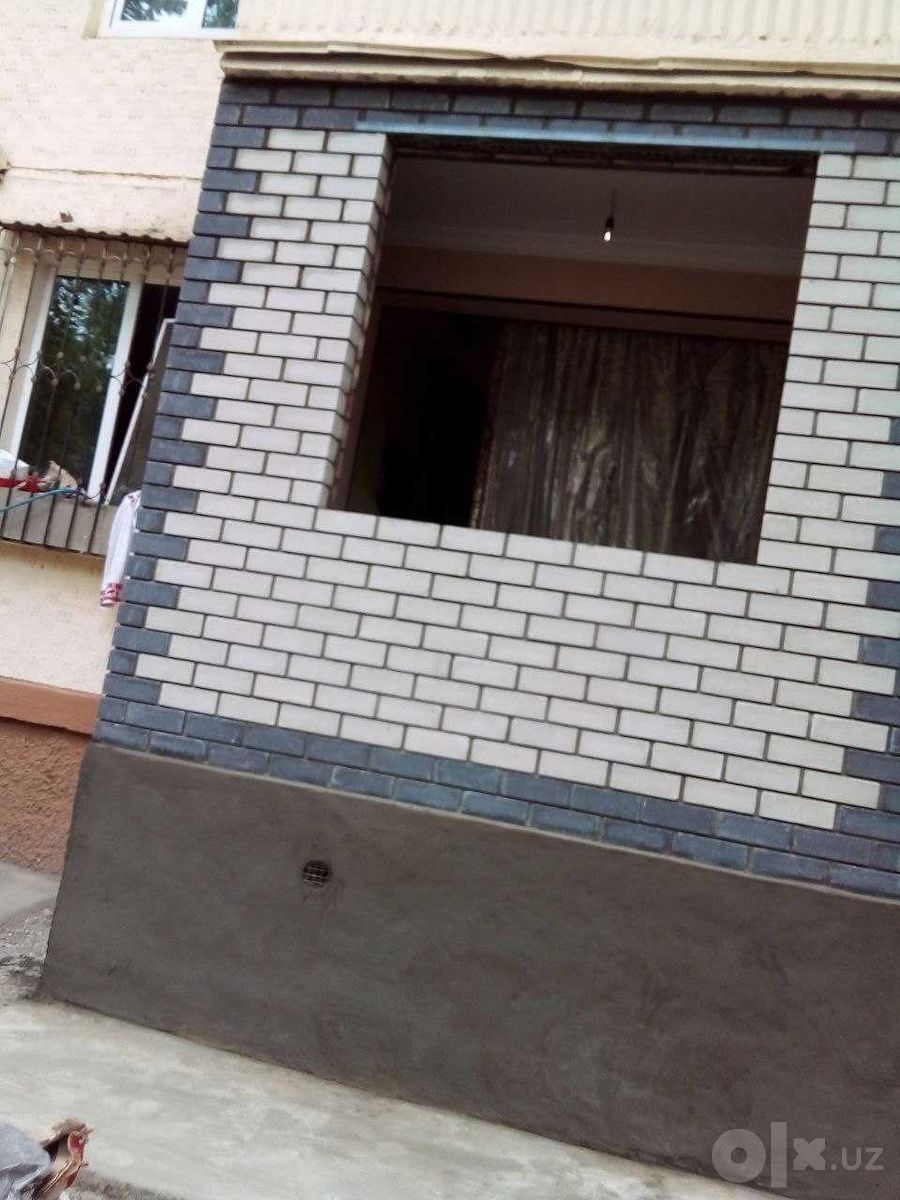Кирпичная кладка балконов и перегородок под ключ